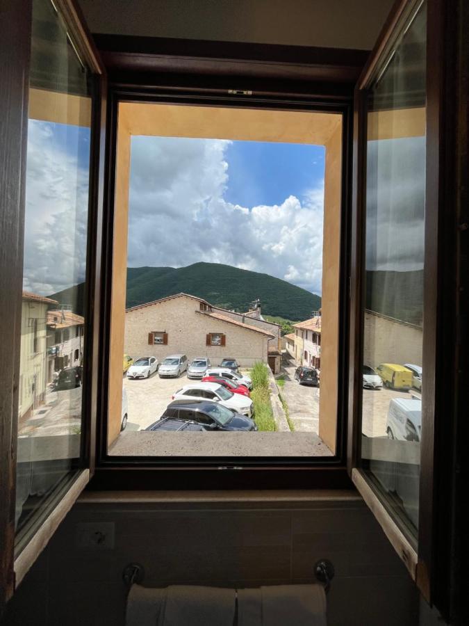 Affittacamere Garibaldi Norcia Esterno foto